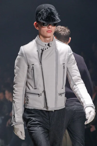 Look 79